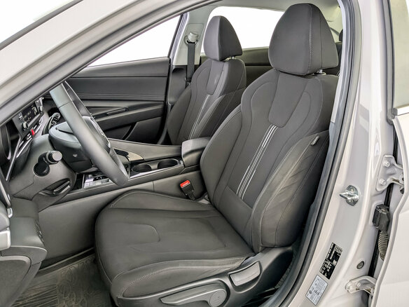 2021 Hyundai Elantra VII (CN7), серый, 1620000 рублей - вид 19