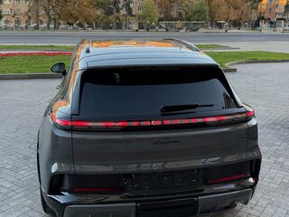 2026 Porsche Cayenne Electric IV, серый, 24000000 рублей, вид 3