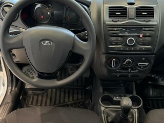 2026 Lada (ВАЗ) Granta Cross I Рестайлинг, серебристый, 1216000 рублей, вид 5