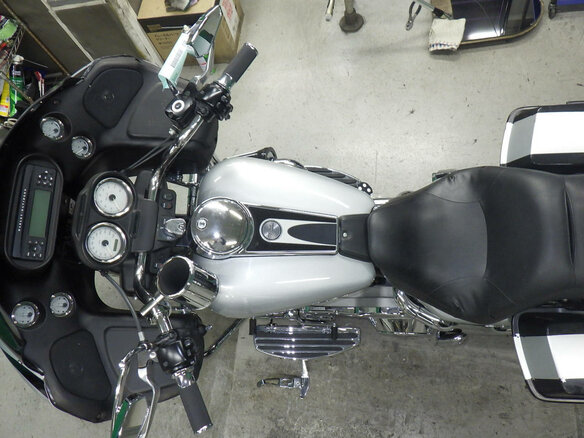 2006 Harley-Davidson Road Glide, серый, 680000 рублей - вид 8