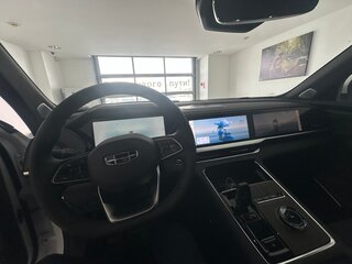 2025 Geely Monjaro (Xingyue L) I Рестайлинг (China Market), белый, 4300000 рублей, вид 4