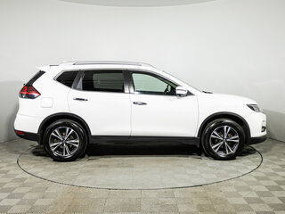 2020 Nissan X-Trail III Рестайлинг, белый, 2199700 рублей, вид 4