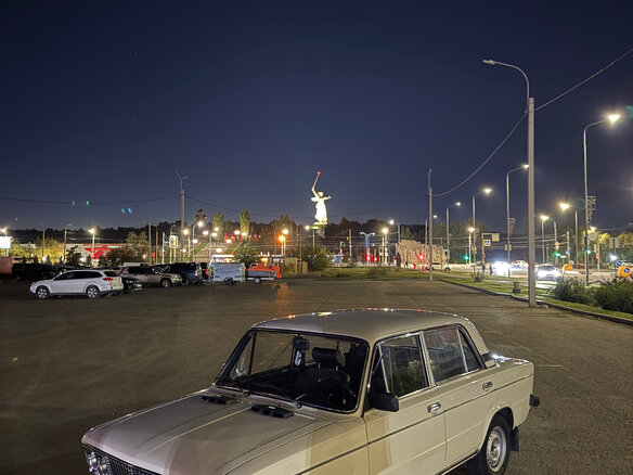 1990 Lada (ВАЗ) 2106, бежевый, 250000 рублей - вид 1
