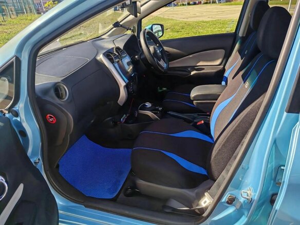 2017 Nissan Note e-Power II Рестайлинг, голубой, 1180000 рублей - вид 11