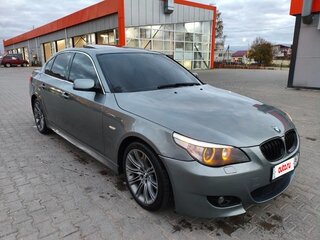 2004 BMW 5 серии 530i V (E60/E61), серебристый, 899000 рублей, вид 5