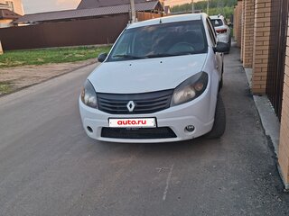 2011 Renault Sandero I, белый, 500000 рублей, вид 2