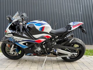 2021 BMW M 1000 RR, белый, 1980000 рублей, вид 1