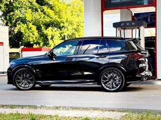 2023 BMW X5 M Competition III (F95) Рестайлинг, чёрный, 18800000 рублей, вид 3
