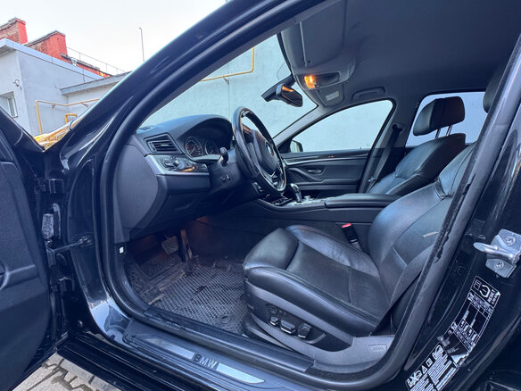 2011 BMW 5 серии 530d xDrive VI (F10/F11/F07), чёрный, 2050000 рублей - вид 9