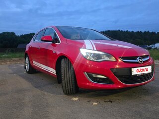 2013 Opel Astra J Рестайлинг, красный, 850000 рублей, вид 4