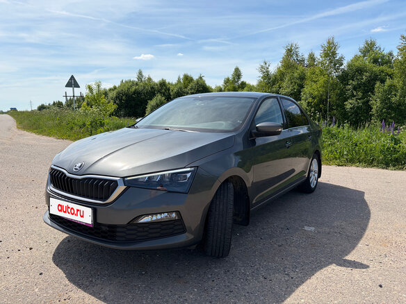 2022 Skoda Rapid II, серый, 1675000 рублей - вид 3