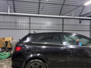 2008 Opel Astra GTC H Рестайлинг, чёрный, 430000 рублей, вид 4