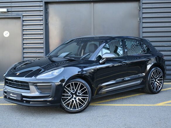 2026 Porsche Macan I Рестайлинг 2, чёрный, 14490000 рублей