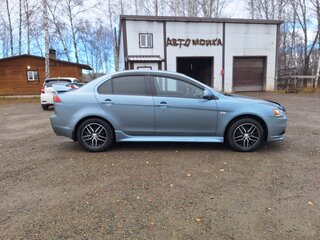 2011 Mitsubishi Lancer X Рестайлинг, голубой, 970000 рублей, вид 3