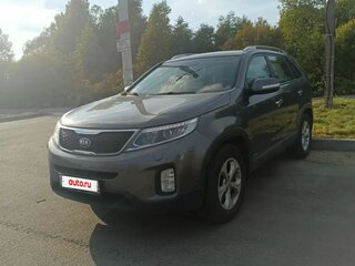 2014 Kia Sorento II Рестайлинг, серый, 1900000 рублей, вид 1