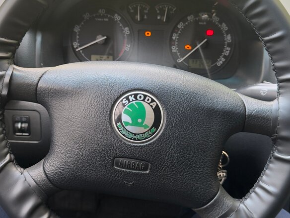 2002 Skoda Octavia I (A4) Рестайлинг, серый - вид 12