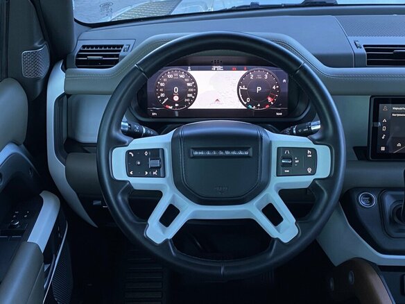 2021 Land Rover Defender 90 II, серебристый, 7250000 рублей - вид 22