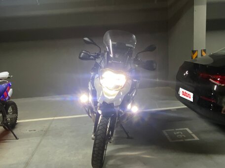 2013 BMW R 1200 GS, серебристый, 1000000 рублей, вид 4