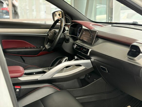 2022 Geely Coolray I, белый, 1450000 рублей - вид 6