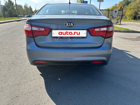 2013 Kia Rio 5-speed III, голубой, 500000 рублей, вид 4