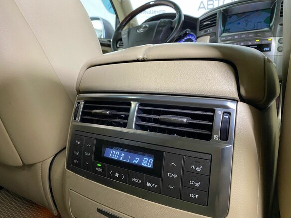 2008 Lexus LX 570 III, серый - вид 16