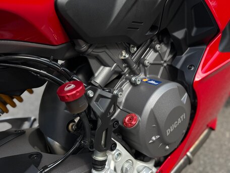 2025 Ducati Panigale V2, красный, 1899000 рублей, вид 4