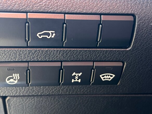 2018 Lexus RX 300 IV, белый, 4590000 рублей - вид 12