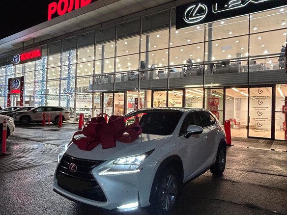 2017 Lexus NX 300h I, белый, 3260000 рублей