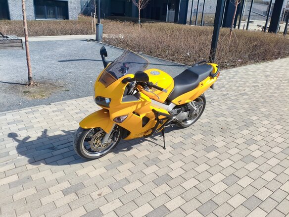 2000 Honda VFR 800, жёлтый, 460000 рублей - вид 9