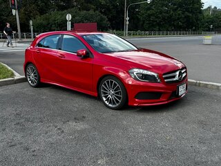 2014 Mercedes-Benz A-Класс 180 III (W176), красный, 1550000 рублей, вид 4