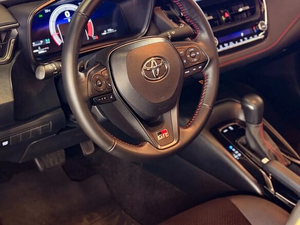 2021 Toyota Corolla XII (E210), белый, 1750000 рублей - вид 4