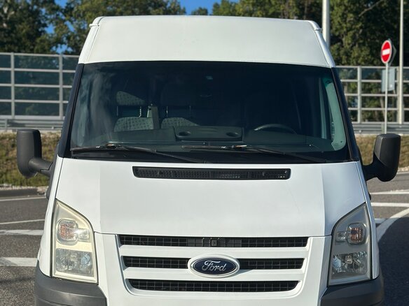2009 Ford Transit, белый - вид 1