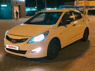 2016 Hyundai Solaris I Рестайлинг, белый, 430000 рублей, вид 1