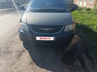 2001 Chrysler Town & Country IV, серебристый, 550000 рублей, вид 1