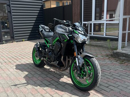 2023 Kawasaki Z 900, чёрный, 580000 рублей, вид 1