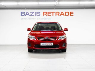 2013 Toyota Corolla X (E140, E150) Рестайлинг, красный, 1150000 рублей, вид 2