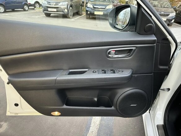 2010 Mazda 6 II (GH) Рестайлинг, белый, 985000 рублей - вид 8