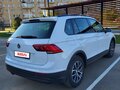 2017 Volkswagen Tiguan II, белый - вид 3