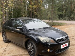 2010 Ford Focus II Рестайлинг, чёрный, 350000 рублей, вид 1