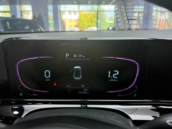 2023 Kia Seltos I Рестайлинг, белый - вид 16