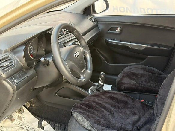 2015 Kia Rio III Рестайлинг, бежевый, 622050 рублей - вид 8