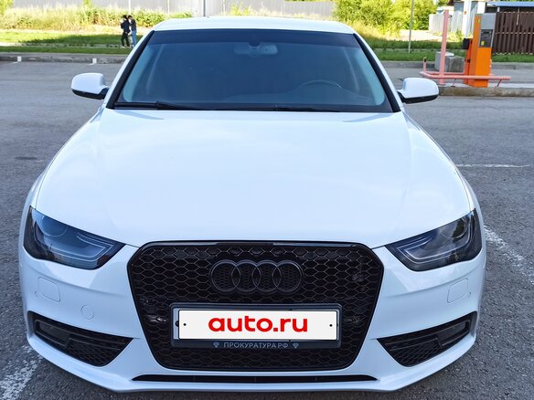 2012 Audi A4 IV (B8) Рестайлинг, белый, 1400000 рублей - вид 3