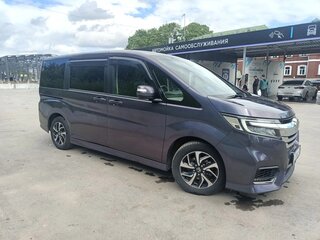 2019 Honda Stepwgn Spada V Рестайлинг, фиолетовый, 2400000 рублей, вид 1