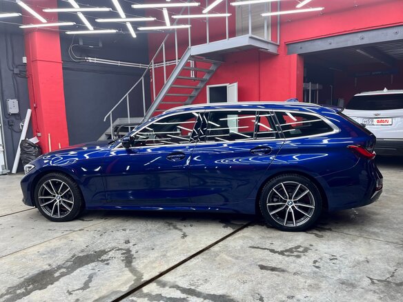2019 BMW 3 серии 320d xDrive VII (G2x), синий, 3200000 рублей - вид 4