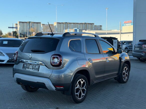 2021 Renault Duster II, серый, 1875000 рублей - вид 4