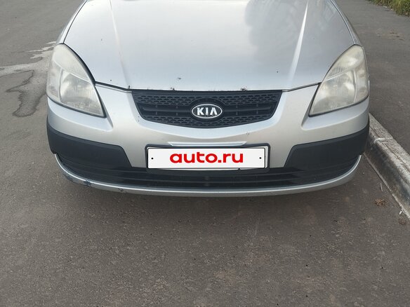 2009 Kia Rio II, серебристый, 325000 рублей