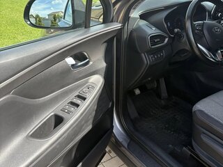 2020 Hyundai Santa Fe IV, серый, 3300000 рублей, вид 5