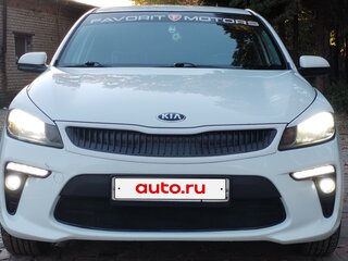 2018 Kia Rio IV, белый, 1000000 рублей, вид 2
