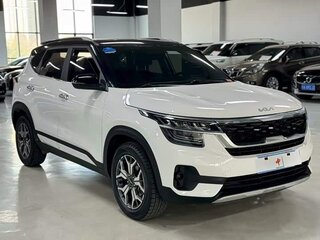 2022 Kia KX3, белый, 1450000 рублей, вид 3