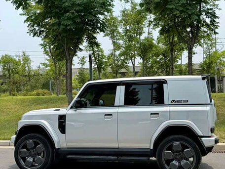 2025 iCar V23 59.93 kWh, серебристый, 1890000 рублей, вид 3